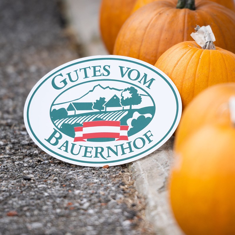 Kürbis mit Logo Gutes vom Bauernof